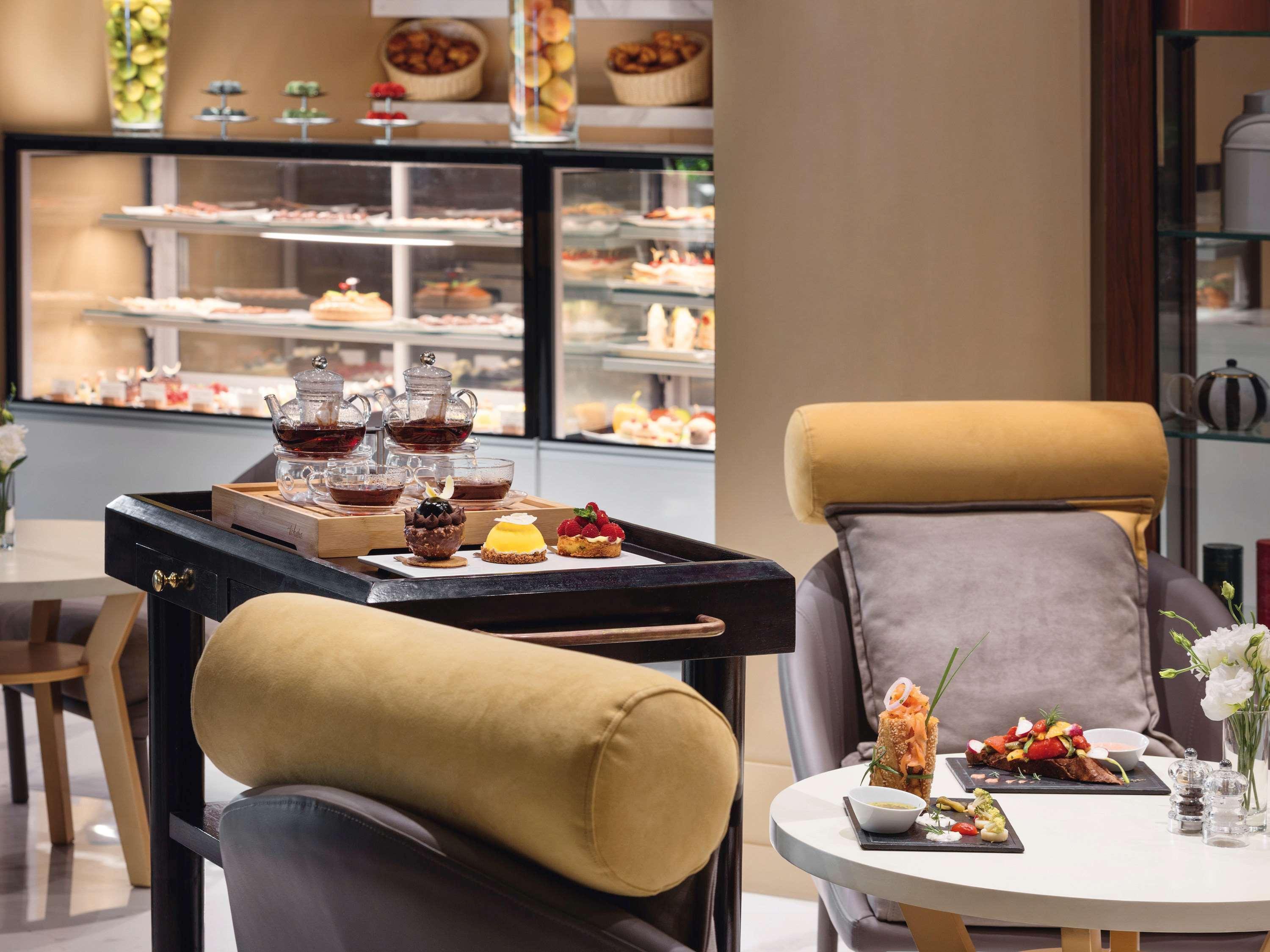 Moevenpick Hotel & Casino Malabata Tanger מראה חיצוני תמונה The Lounge at the airport
