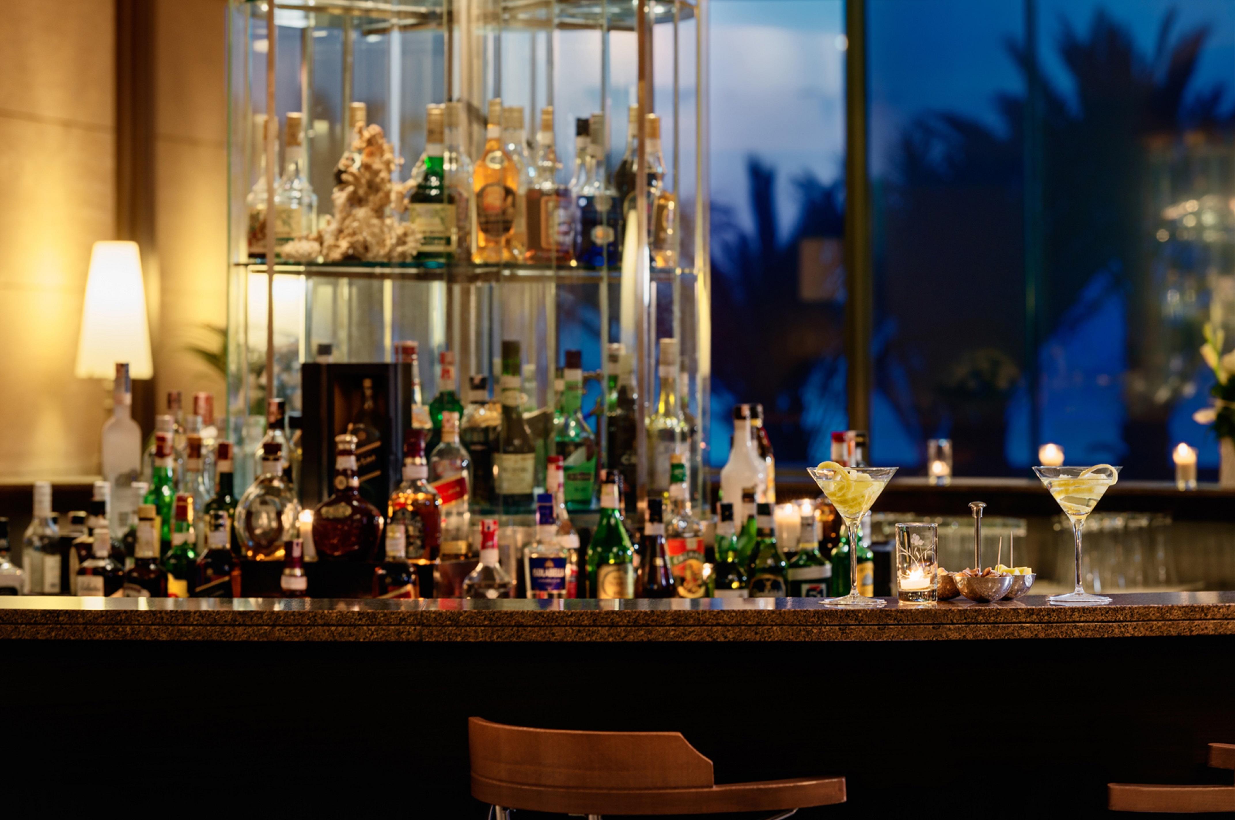Moevenpick Hotel & Casino Malabata Tanger מראה חיצוני תמונה The bar at the 1919
