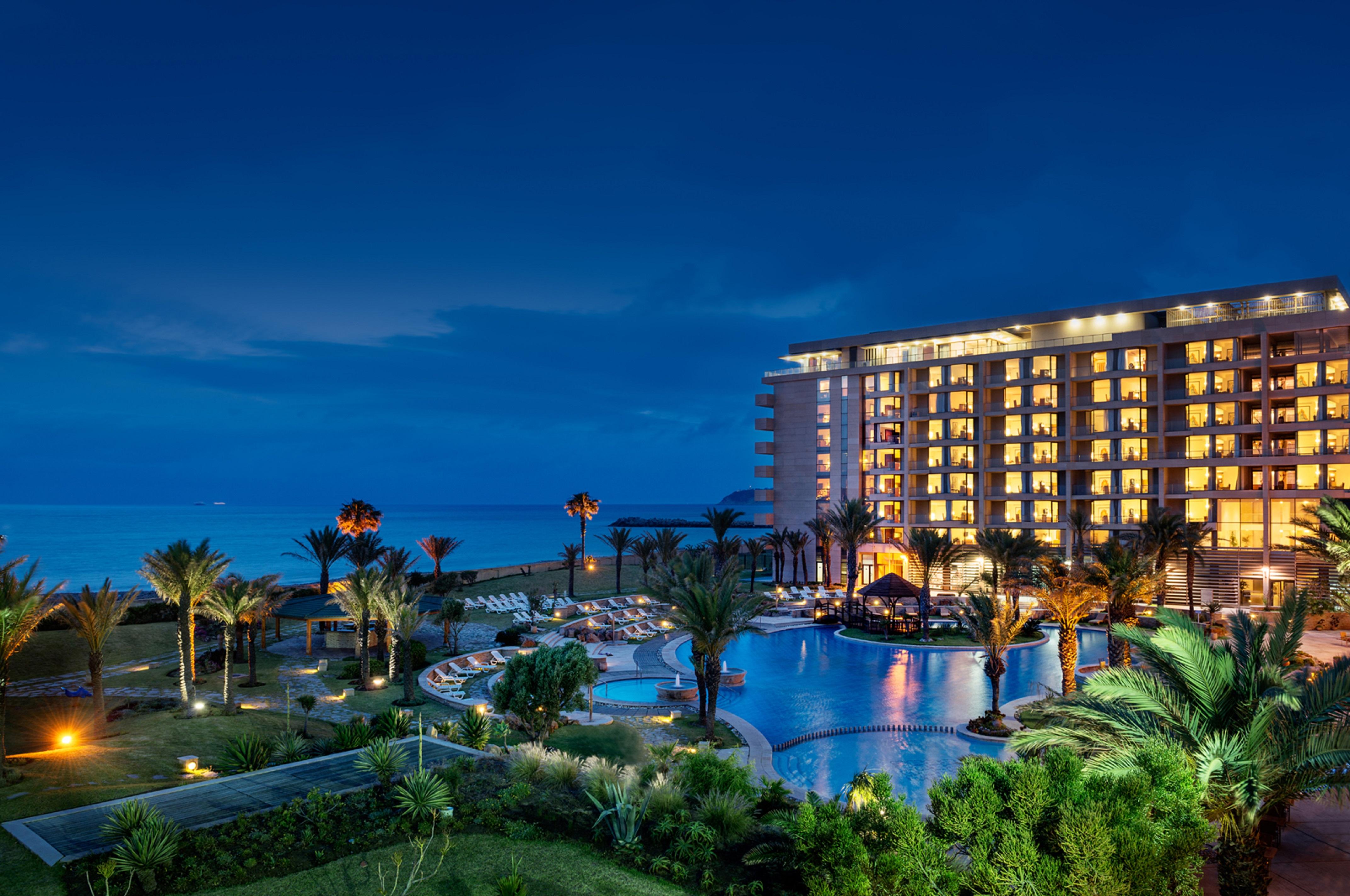 Moevenpick Hotel & Casino Malabata Tanger מראה חיצוני תמונה Hilton Phuket Resort and Spa
