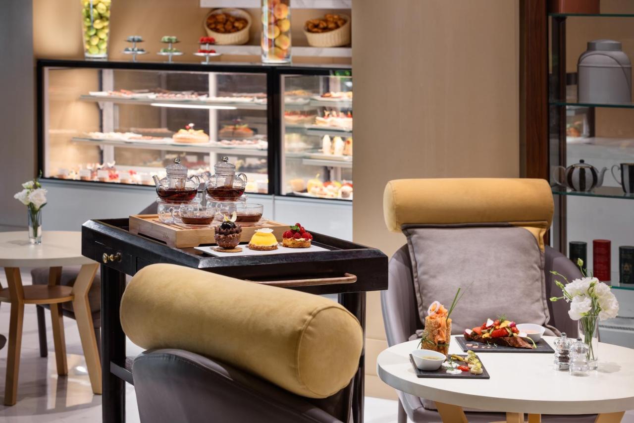 Moevenpick Hotel & Casino Malabata Tanger מראה חיצוני תמונה The Lounge at the airport