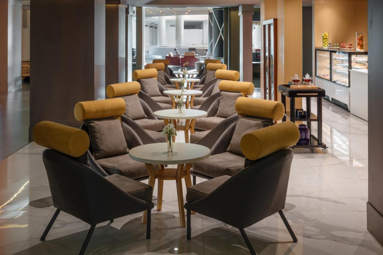 Moevenpick Hotel & Casino Malabata Tanger מראה חיצוני תמונה The lounge at the airport